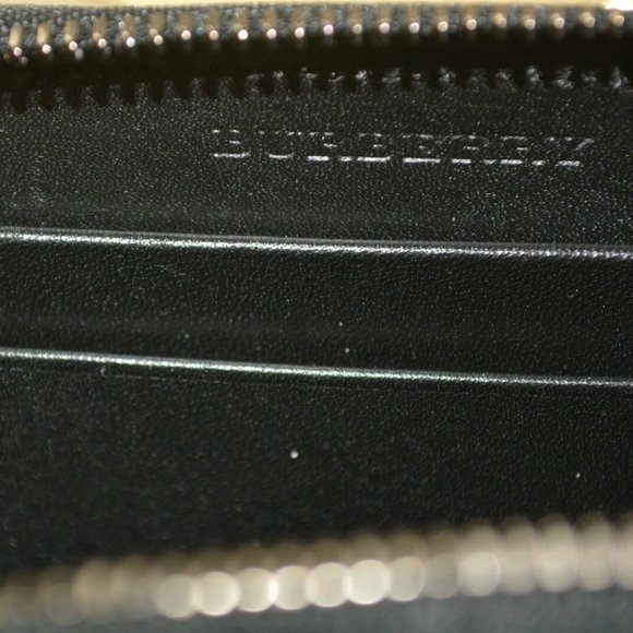 NWT BURBERRY CHECK PATENT ZIP COIN WALLET - Picture 4 of 7